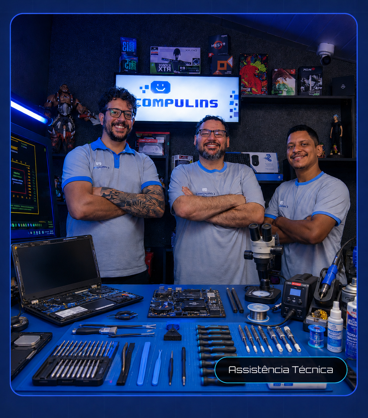 Equipe da Compulins Informática na loja