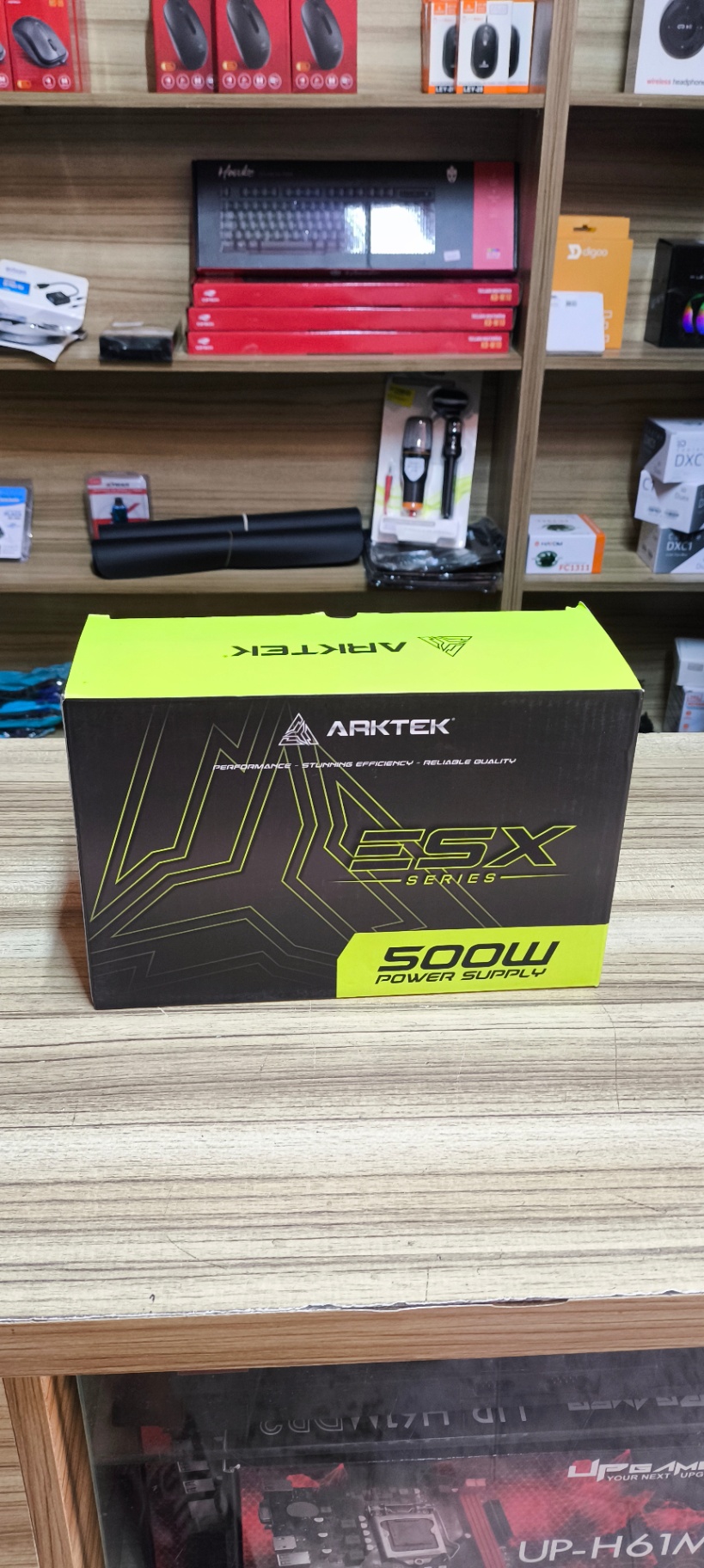 Fonte Arktek ESX 500W